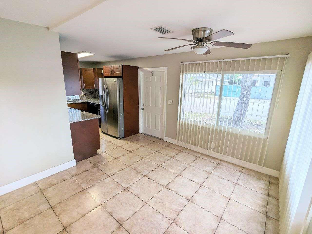 141 NW 10th Street — Photo 5