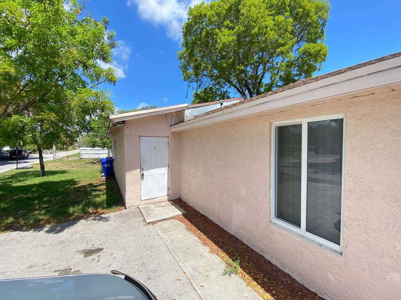 141 NW 10th Street — Photo 3