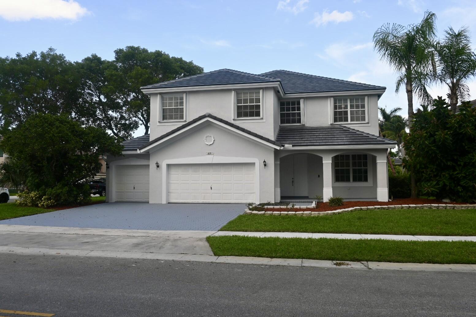 609 SW 167TH Way, Pembroke Pines FL 33027