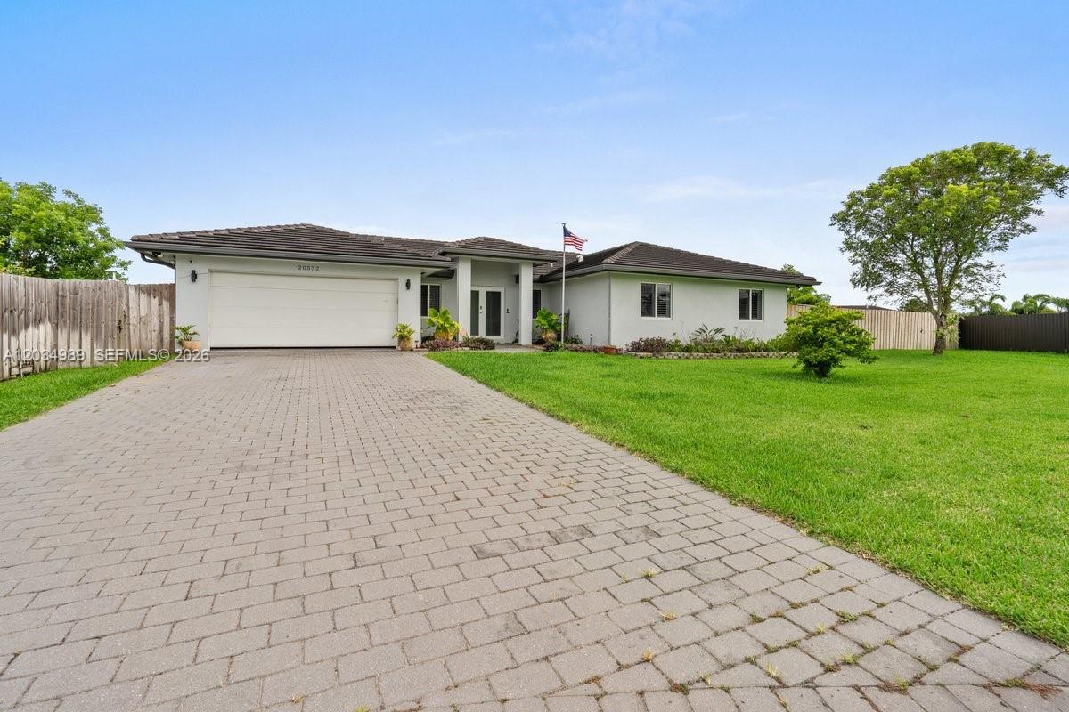 20572 SW 317th St, Homestead FL 33030