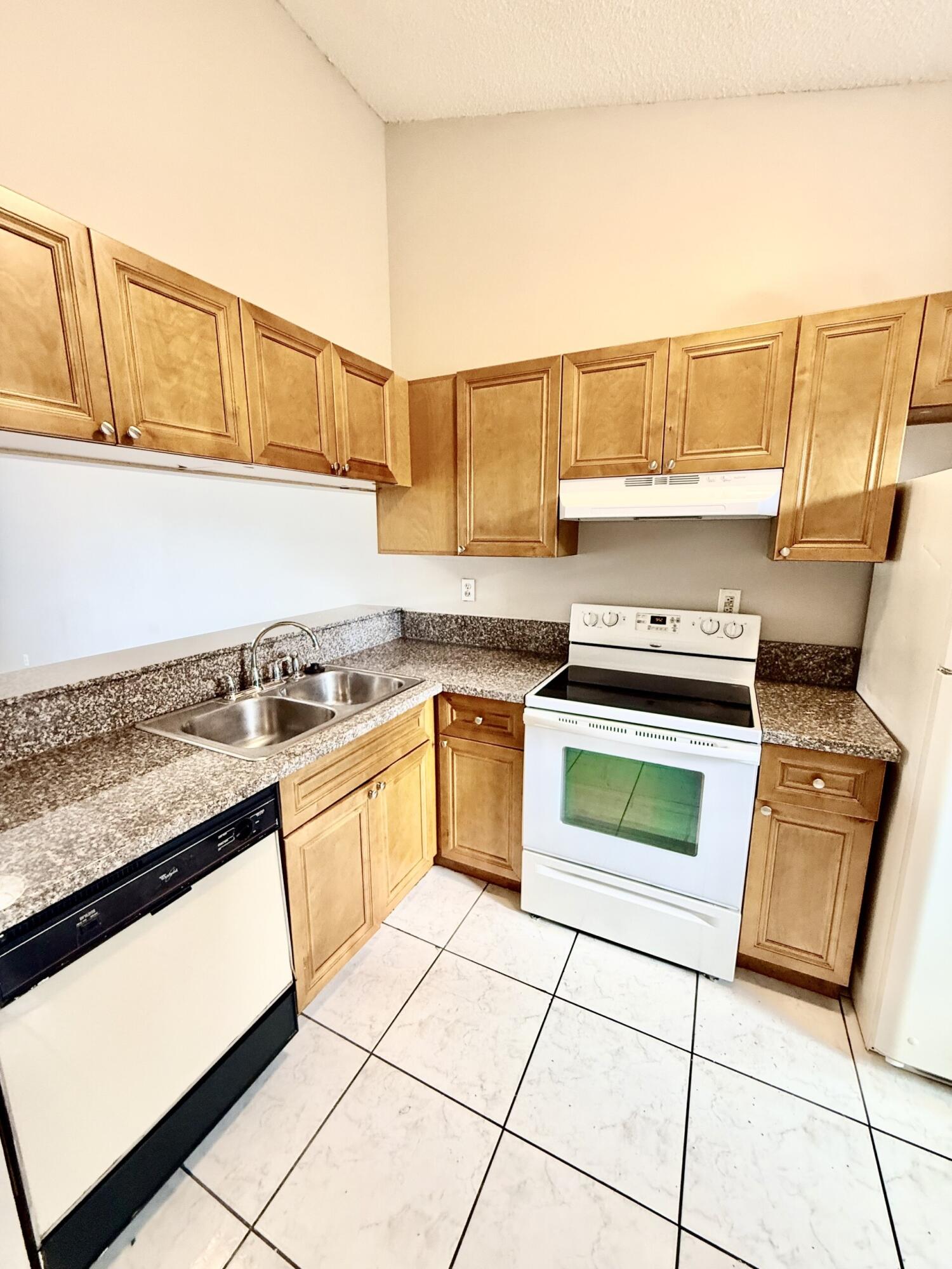 11632 NW 23rd Court — Photo 2
