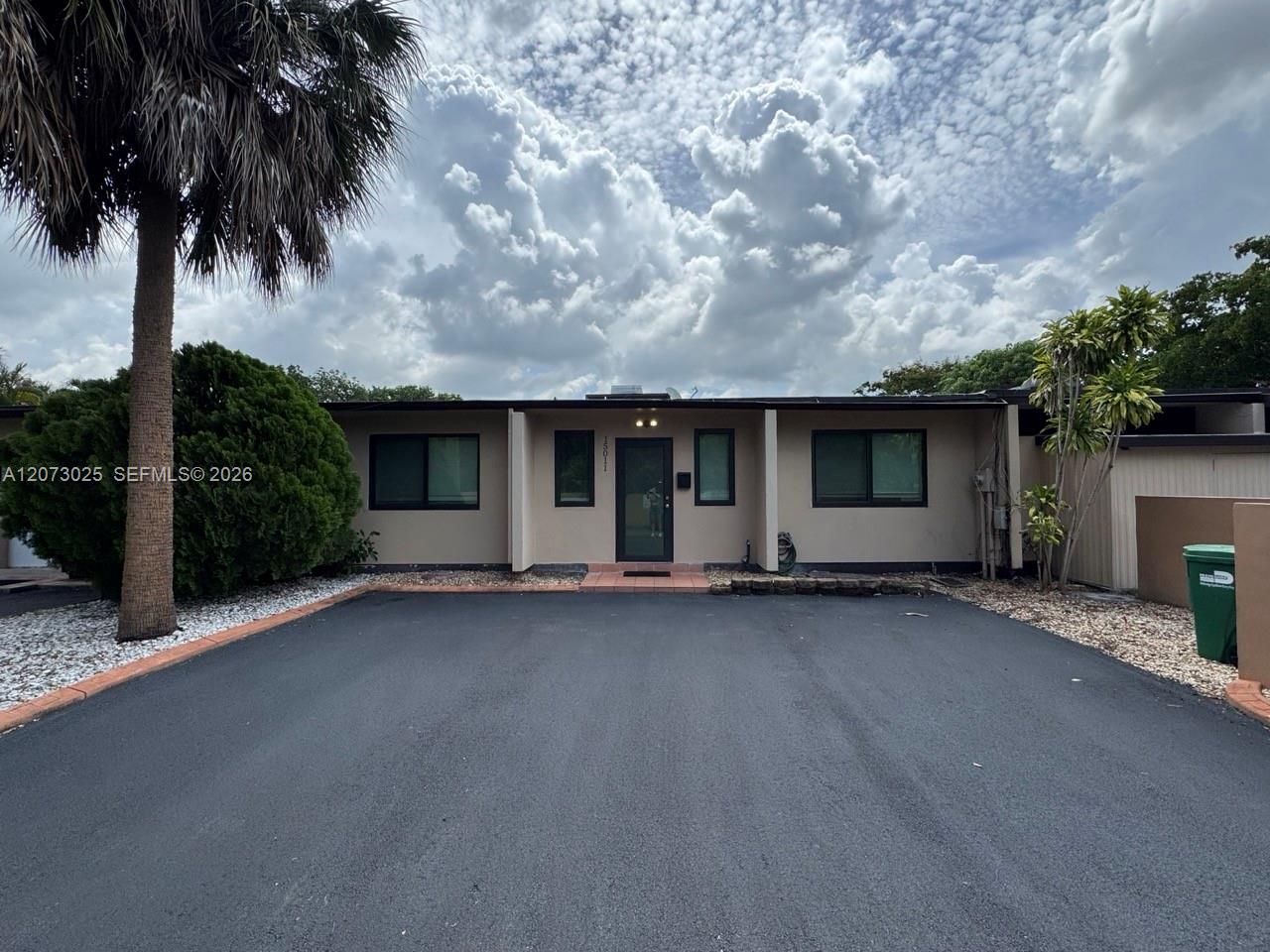 15011 Coconut Ct # 15011 — Photo 2