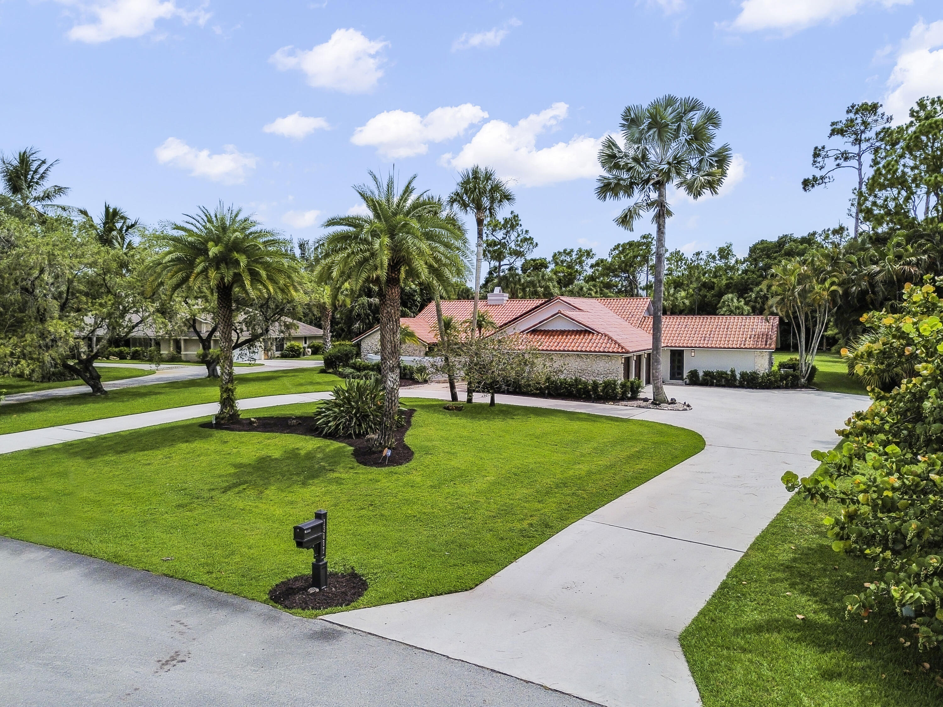 13067 Doubletree Circle, Wellington FL 33414