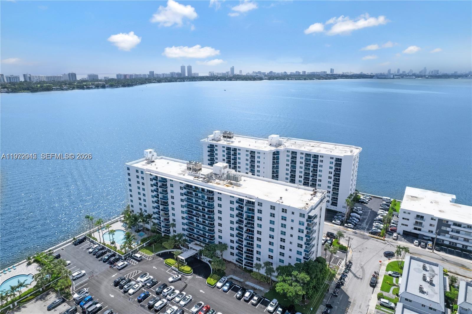 7501 E Treasure Dr # 2M, North Bay Village FL 33141