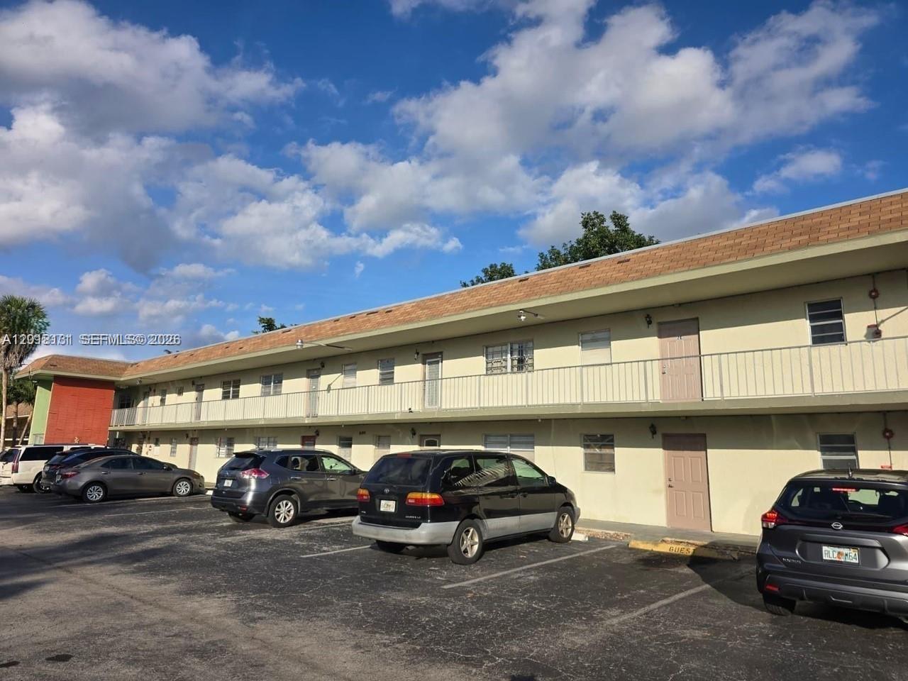 609 S State Road 7 # 2D, Margate FL 33068