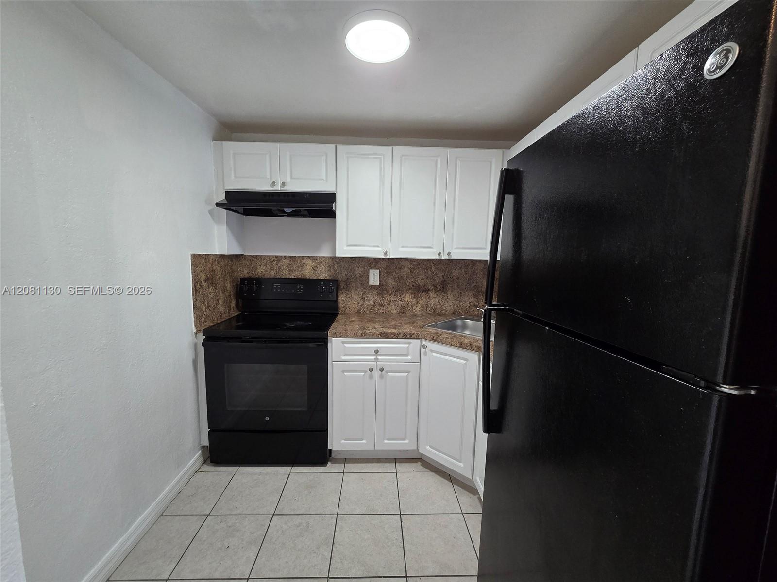 4550 NW 9th St # 310E — Photo 3