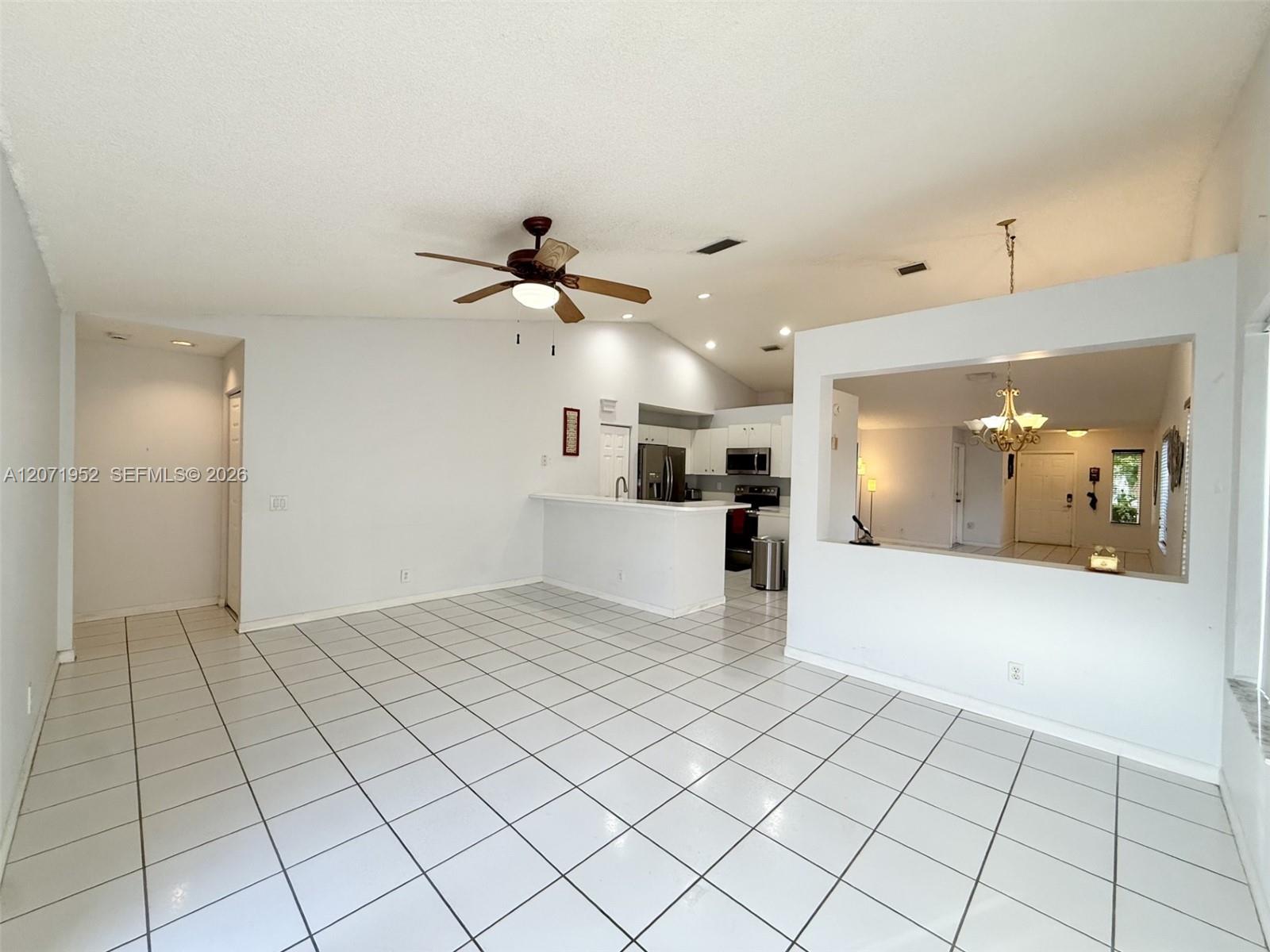 4340 Pine Ridge Ct — Photo 5