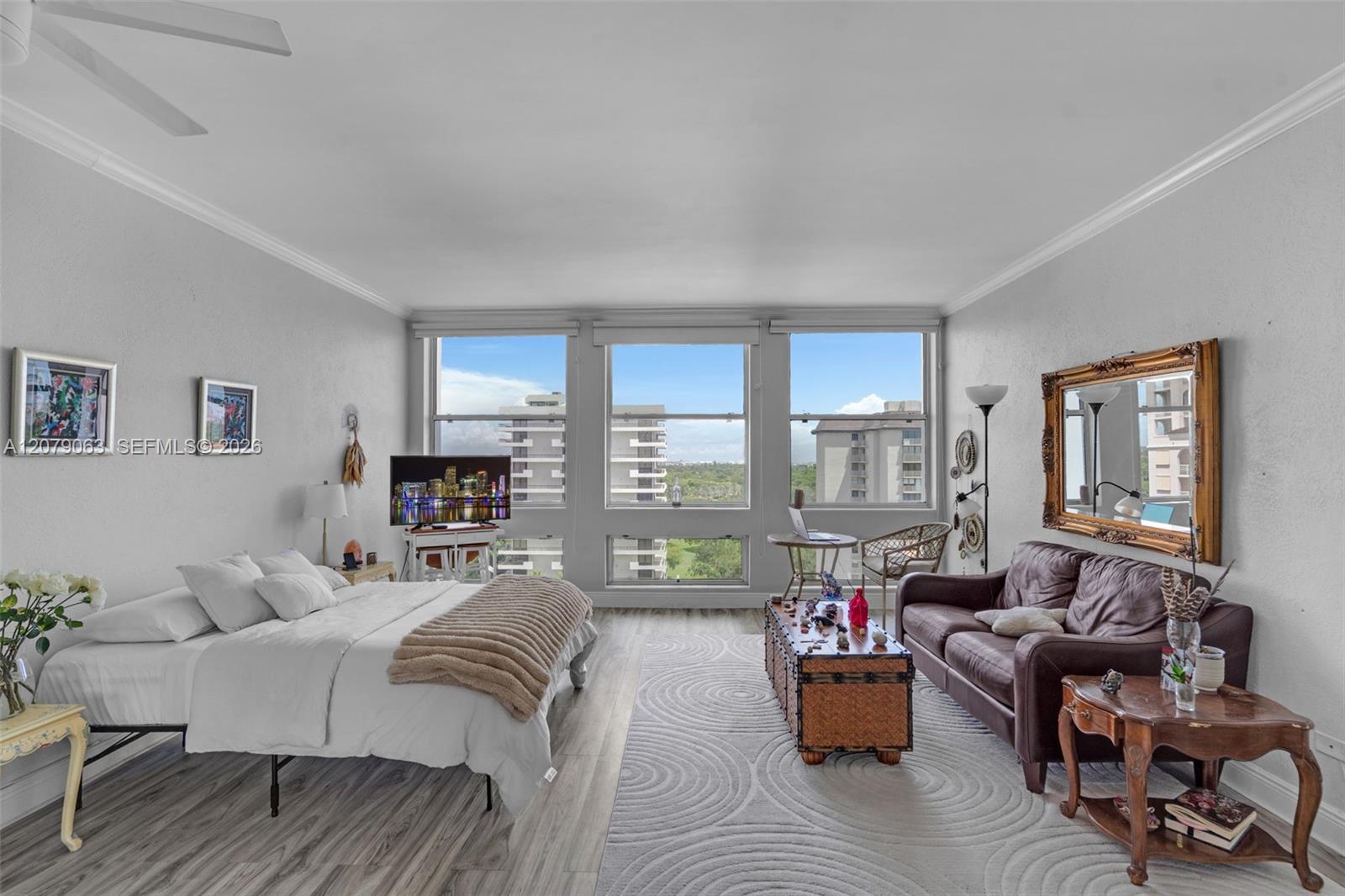 700 Biltmore Way # 1017 — Photo 5