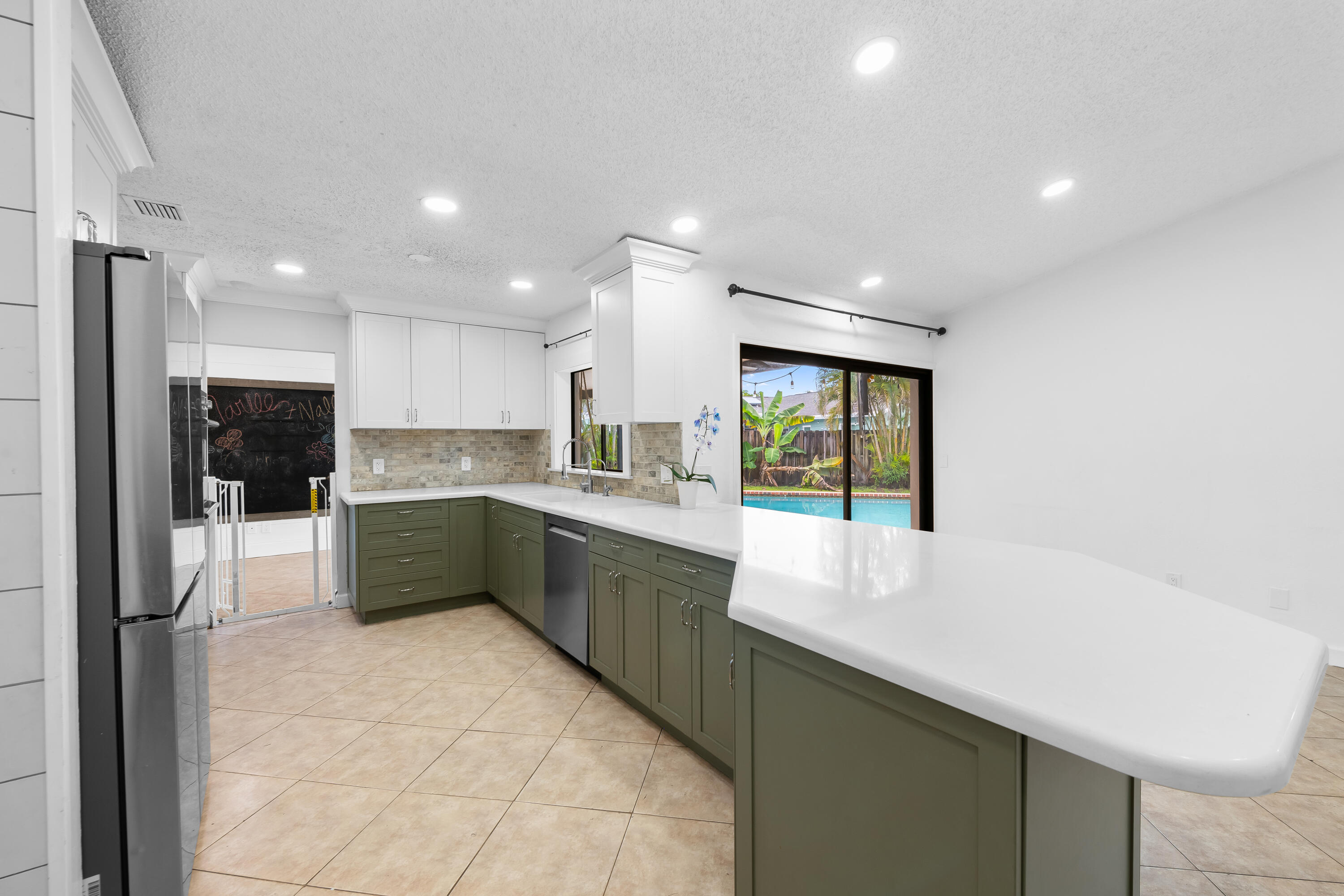 9965 NW 23RD Street — Photo 5