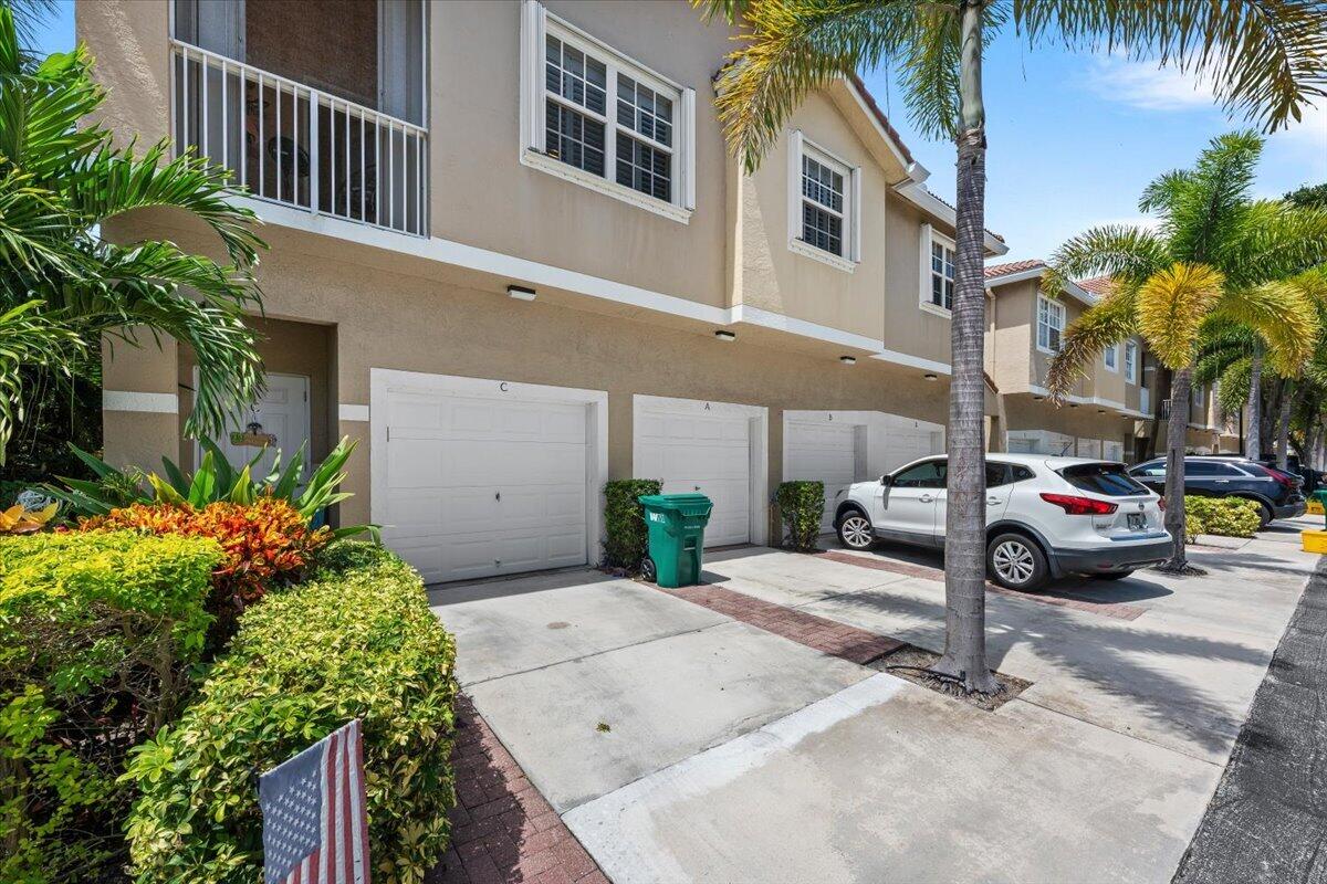 113 LIGHTHOUSE Circle # C — Photo 3