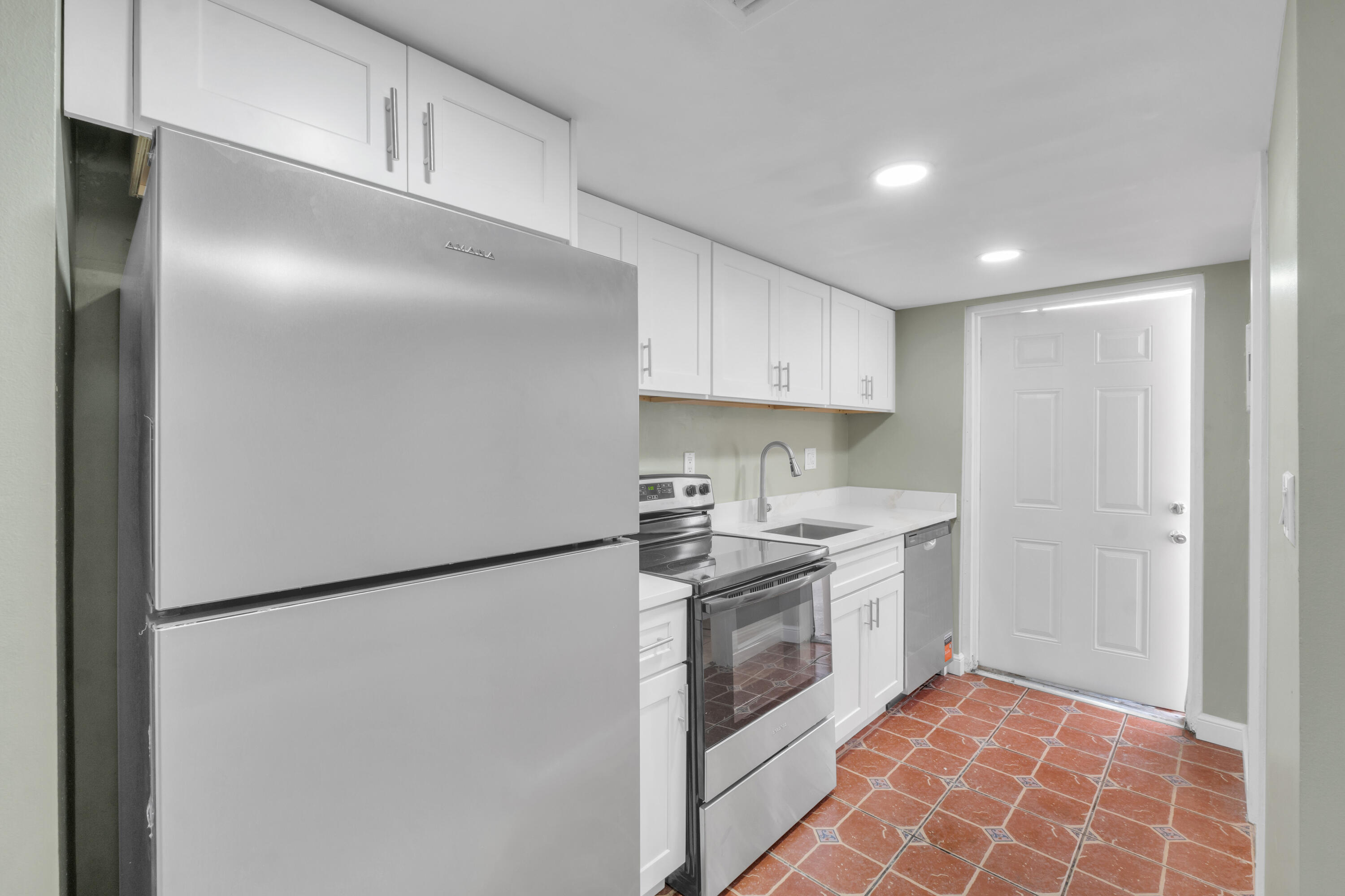 4171 NW 26TH Street # T2 — Photo 3