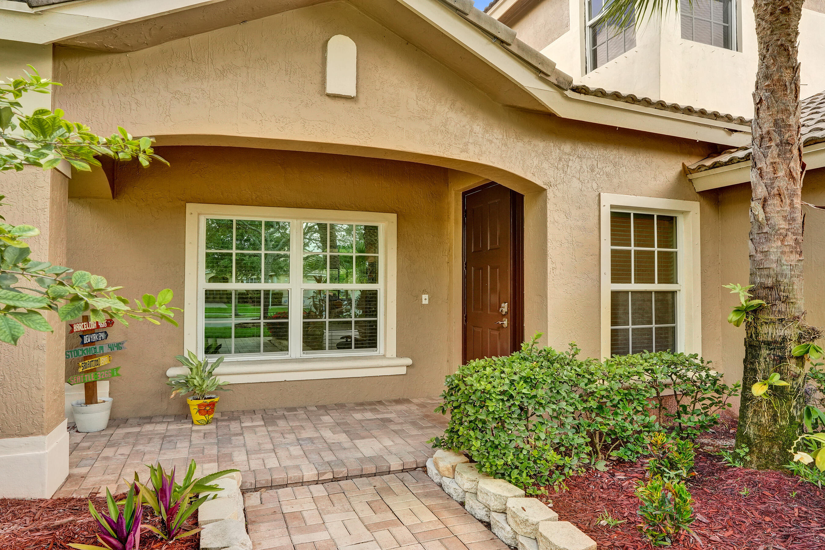 11329 NW 65TH Manor — Photo 3