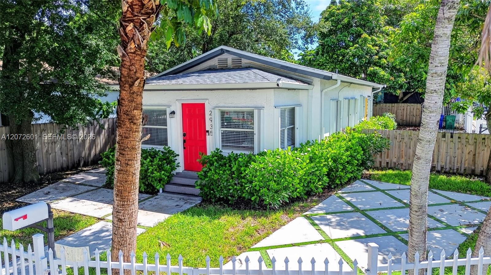 2935 NW 14th Ave # A — Photo 3