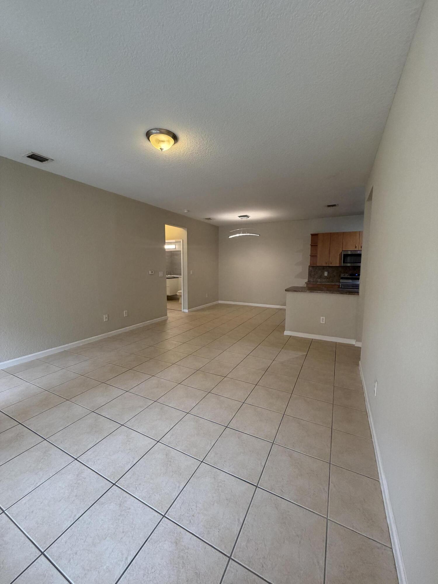3553 Forest Hill Boulevard # 45 — Photo 3
