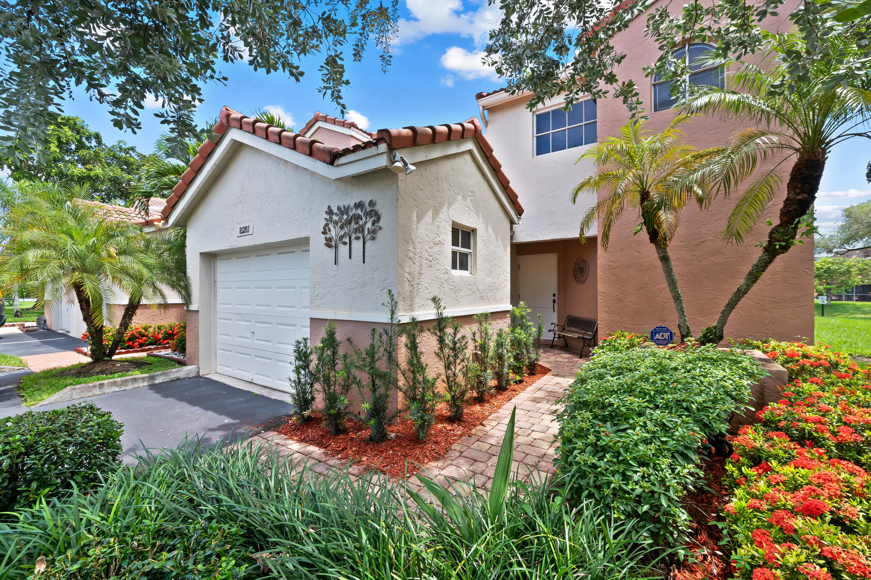 8211 NW 70th Street, Tamarac FL 33321
