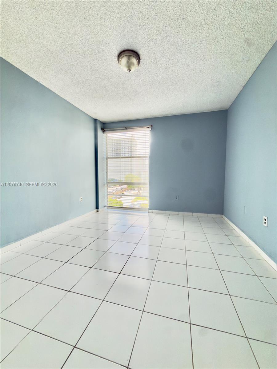 17560 Atlantic Blvd # 503 — Photo 3