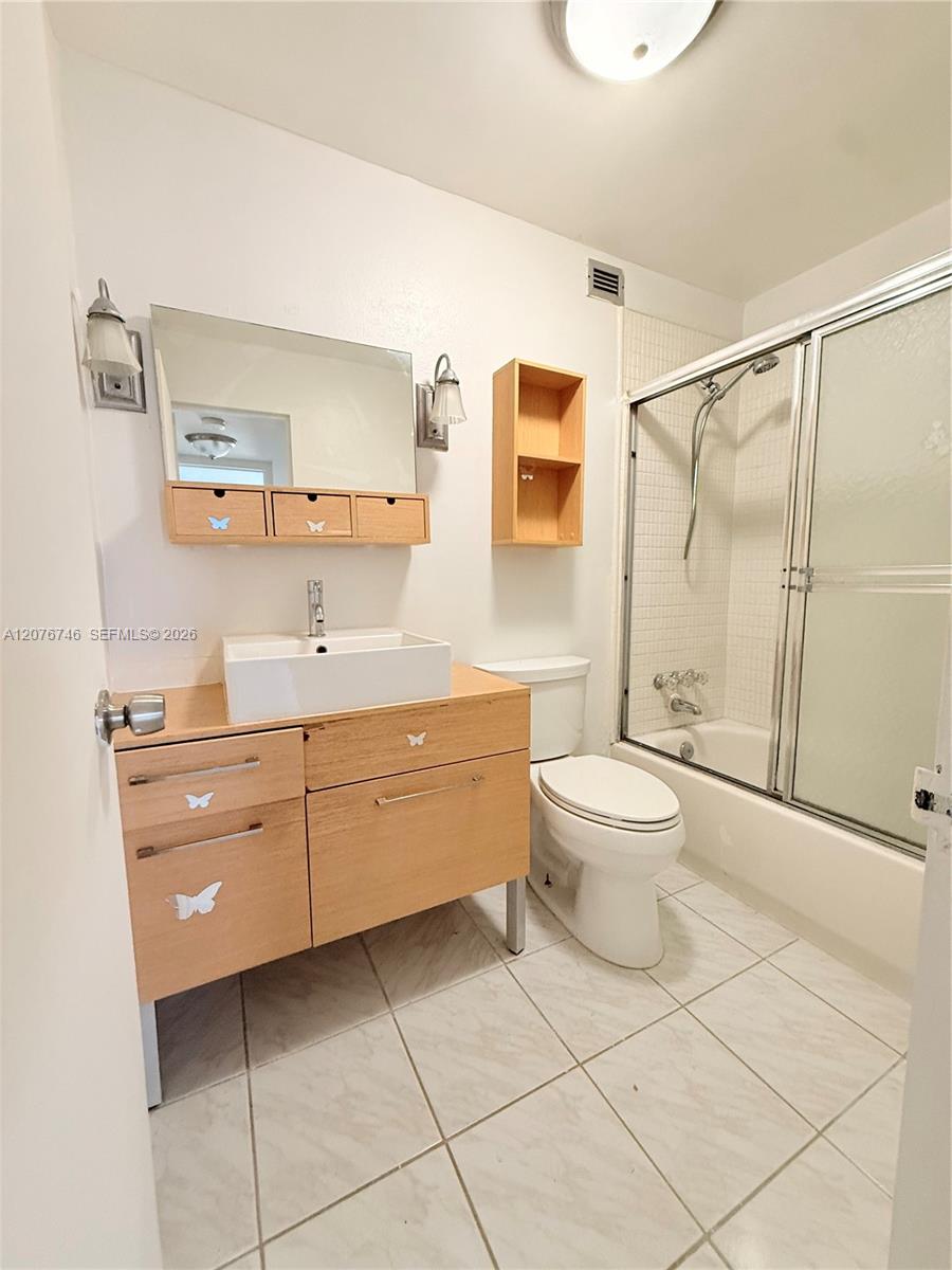 17560 Atlantic Blvd # 503 — Photo 5