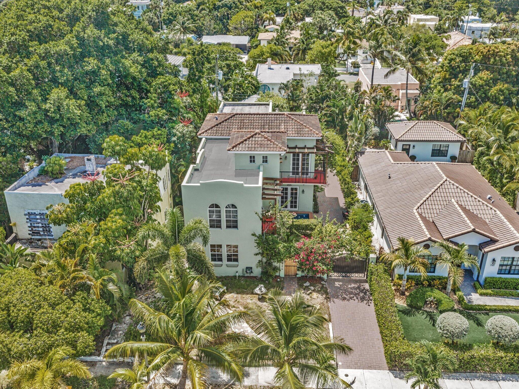 724 PARK Place — Photo 5