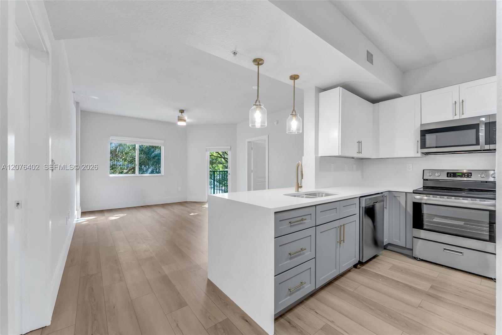 6001 SW 70th St # 512 — Photo 5