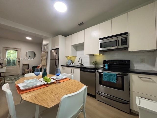 8220 NE 1st Pl # 2B — Photo 3