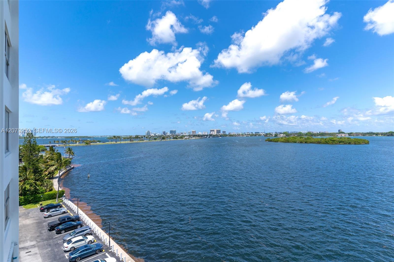 11930 N Bayshore Dr # 704 — Photo 4