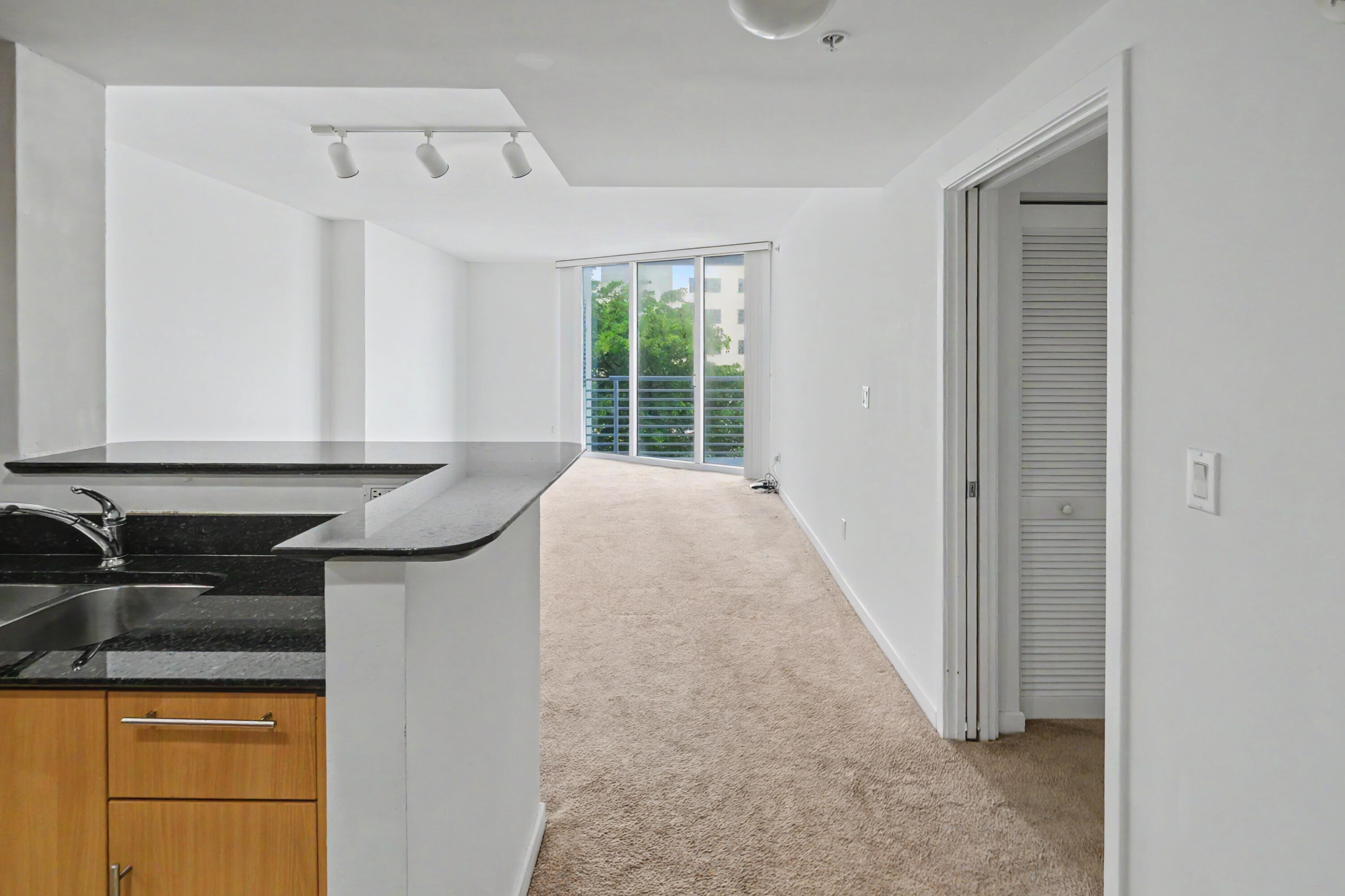 335 S Biscayne Boulevard # 1002 — Photo 2