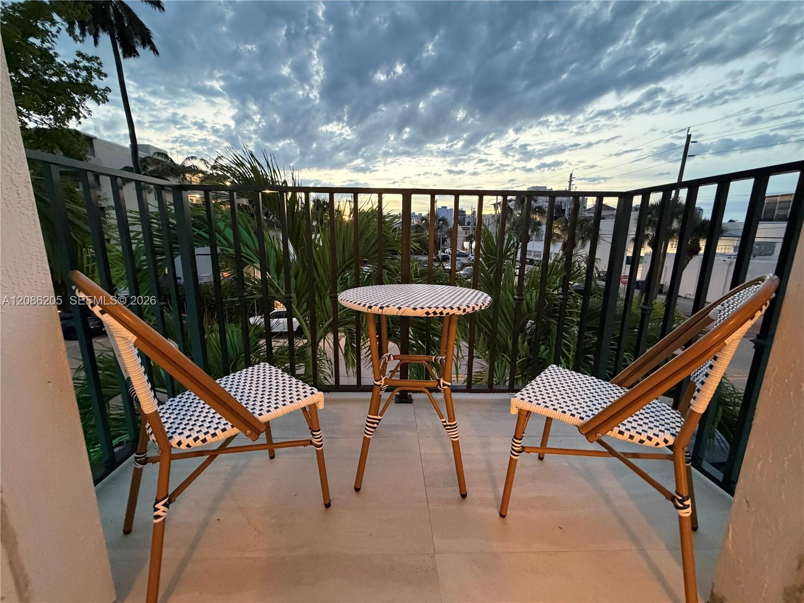 1619 Jefferson Ave # 207 — Photo 5