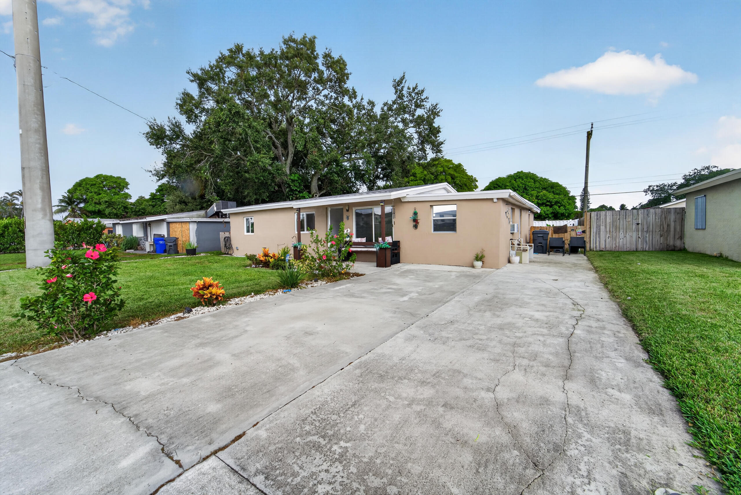 5900 Atlanta Street — Photo 3