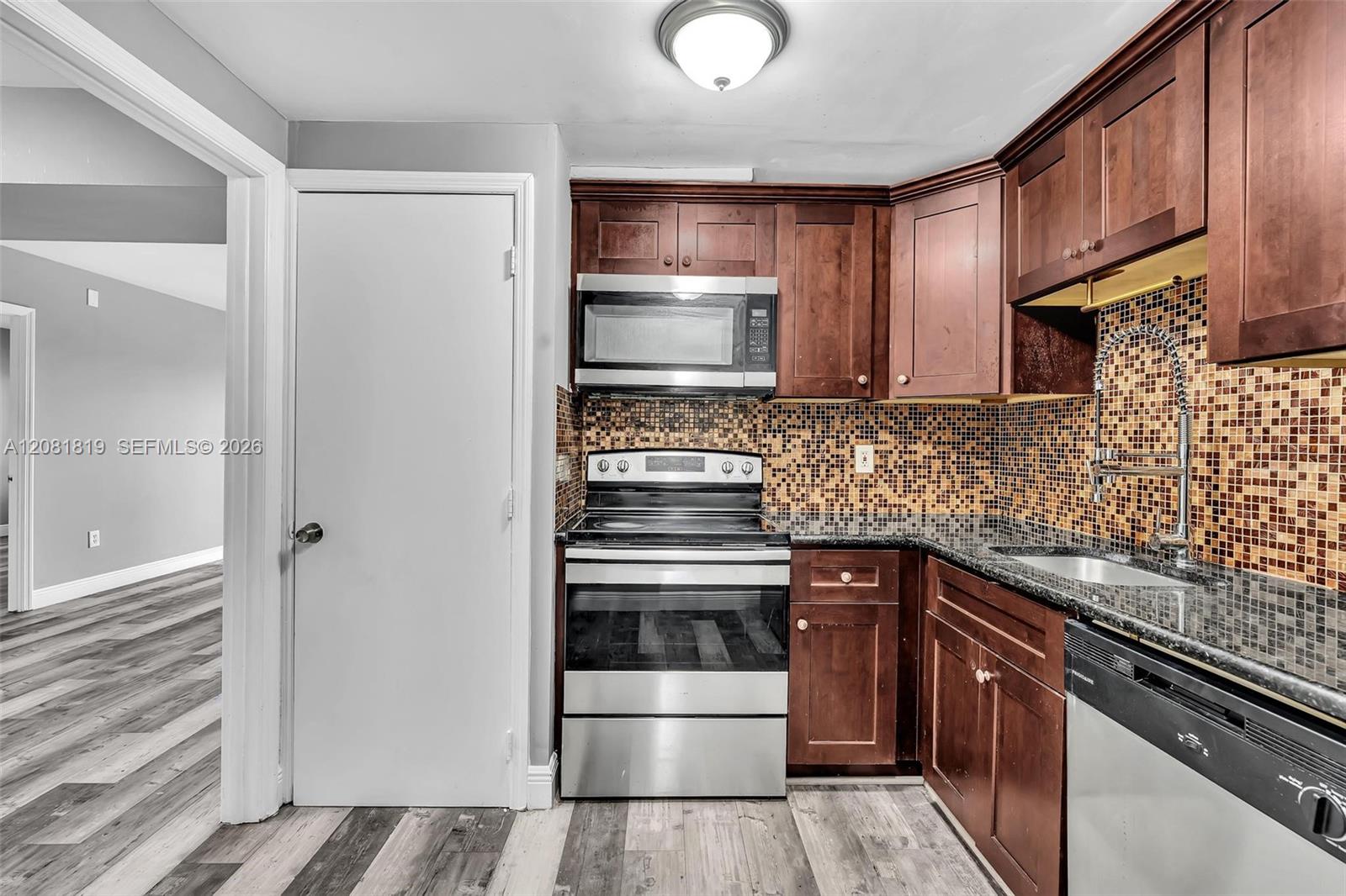 4158 Inverrary Dr # 503 — Photo 3