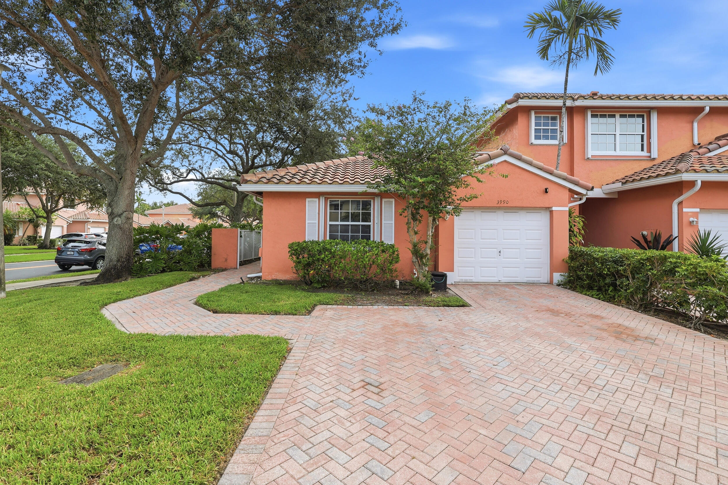 3990 NW 91ST Terrace, Sunrise FL 33351