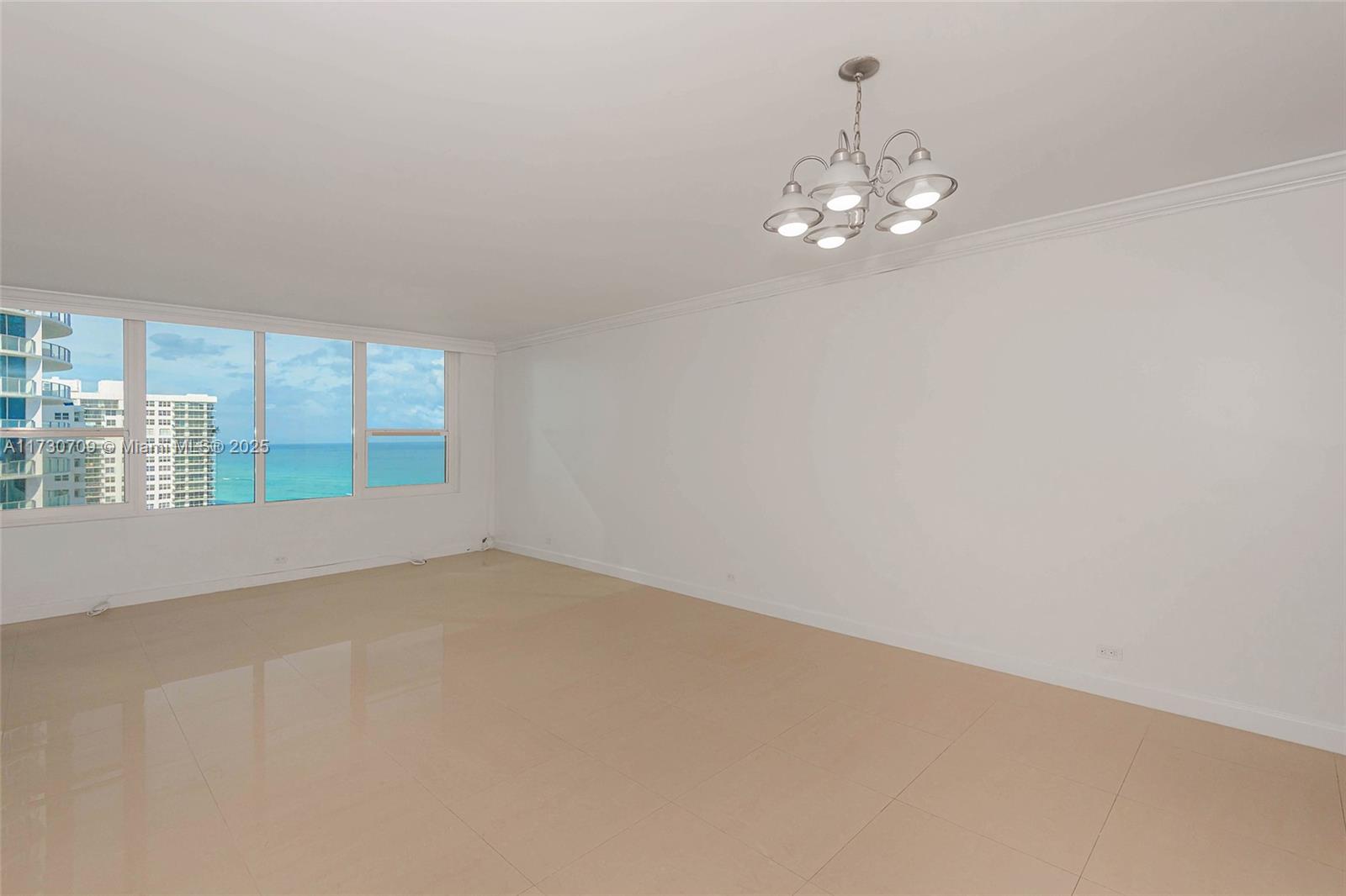 3505 S Ocean Dr # 1411 — Photo 2