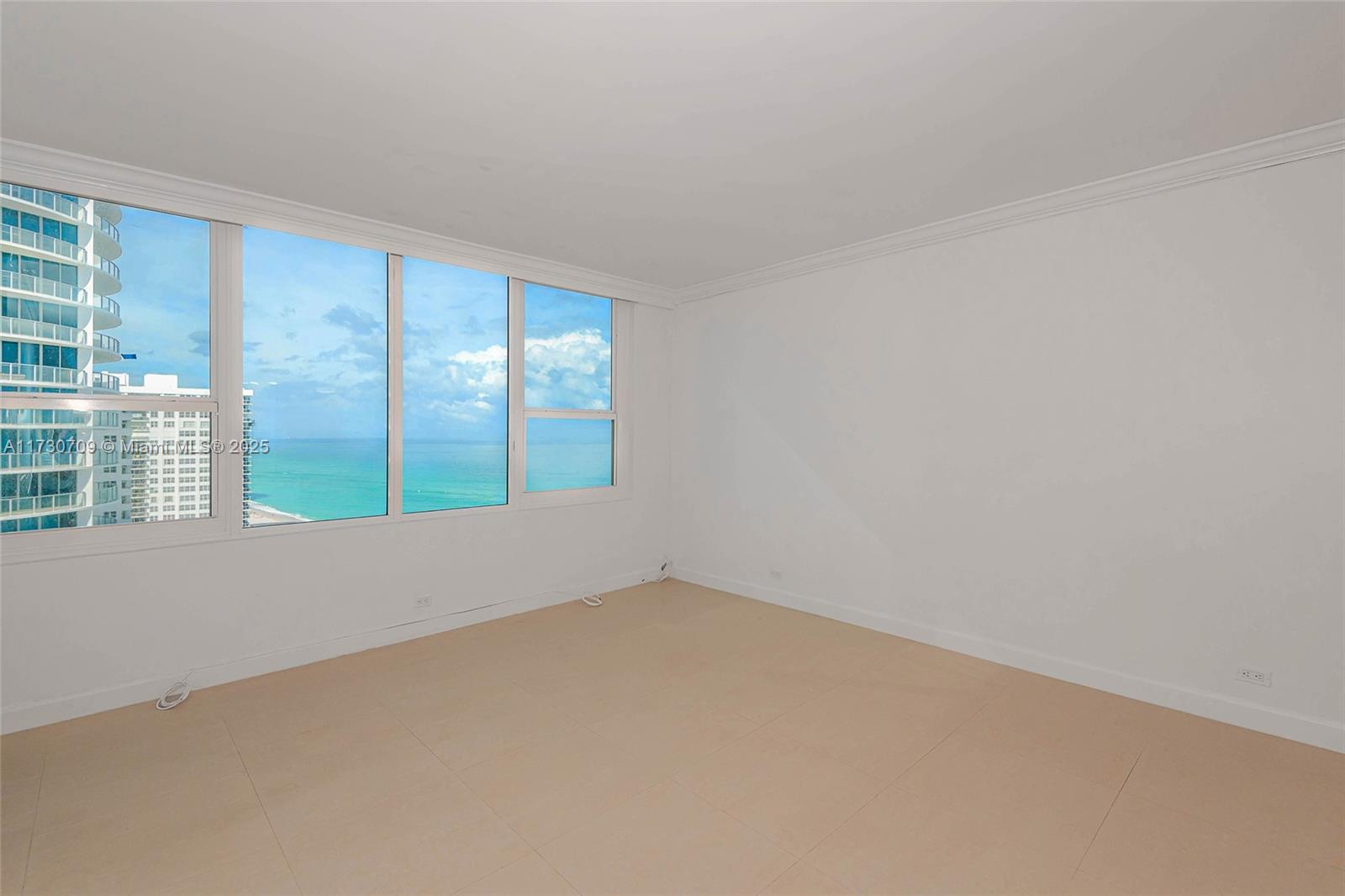 3505 S Ocean Dr # 1411 — Photo 4