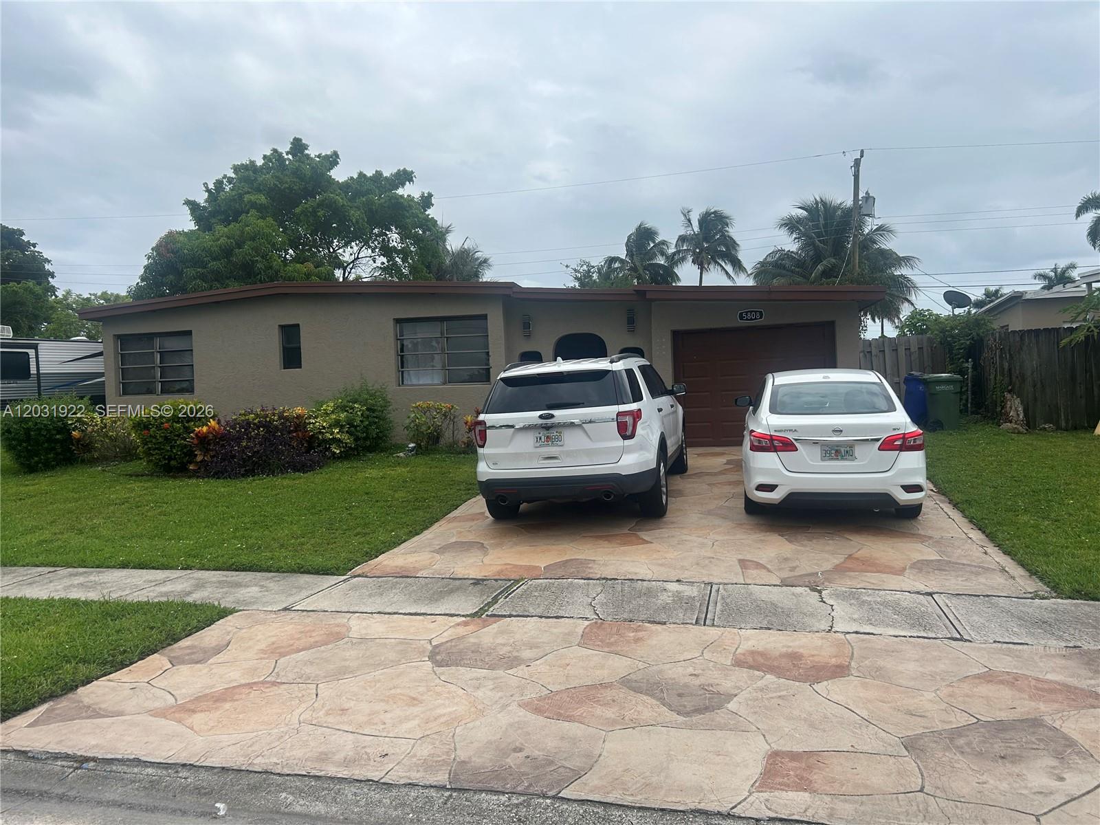 5808 NW 20th St, Margate FL 33063