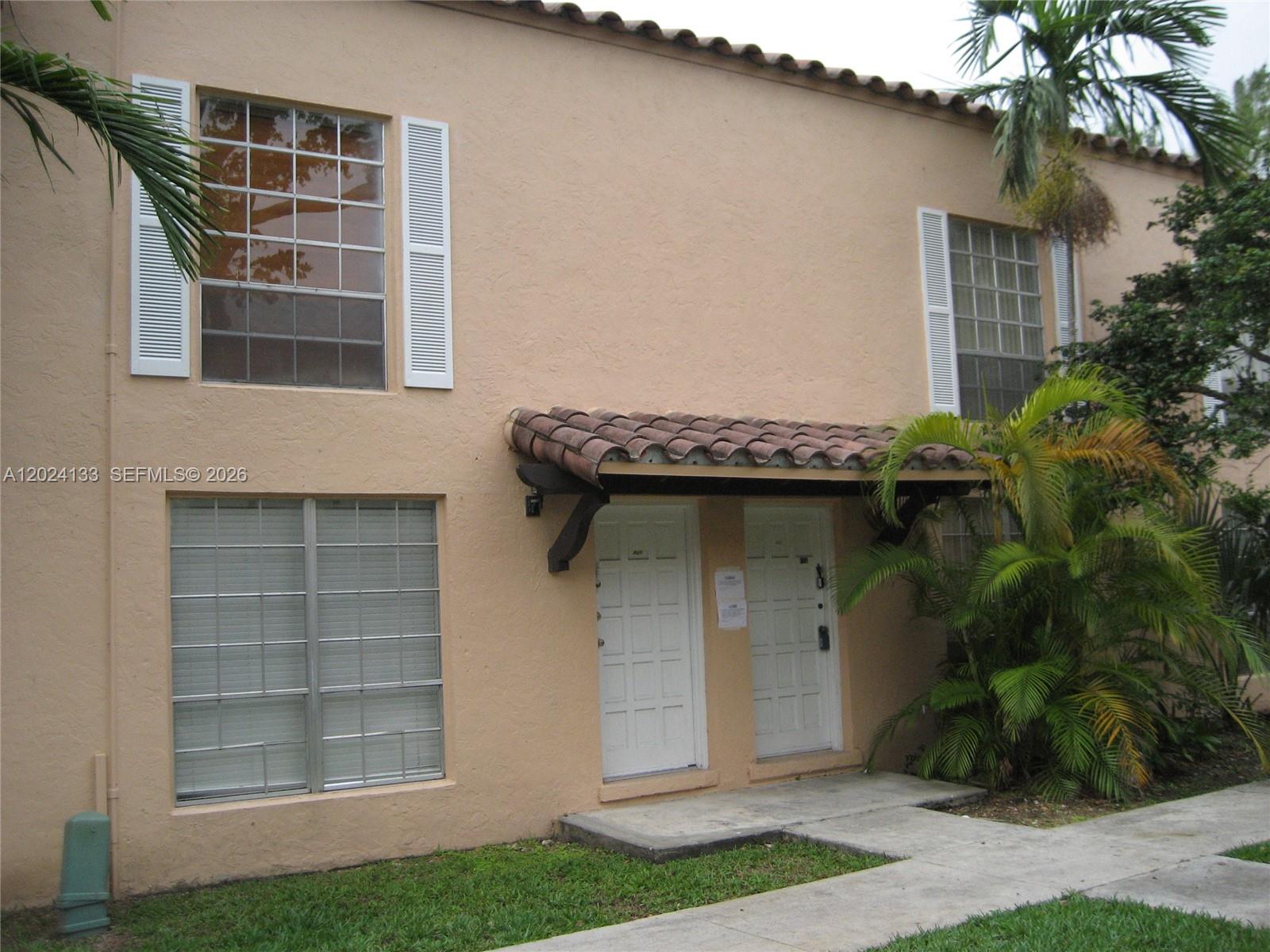 10806 N Kendall Dr # 26, Miami FL 33176