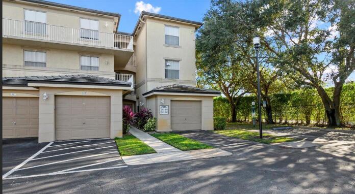 2100 Greenview Shores Boulevard # 508, Wellington FL 33414
