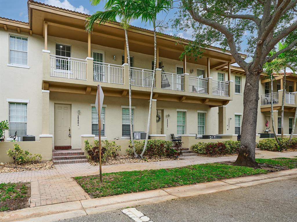 2401 NW 7TH Street — Photo 2