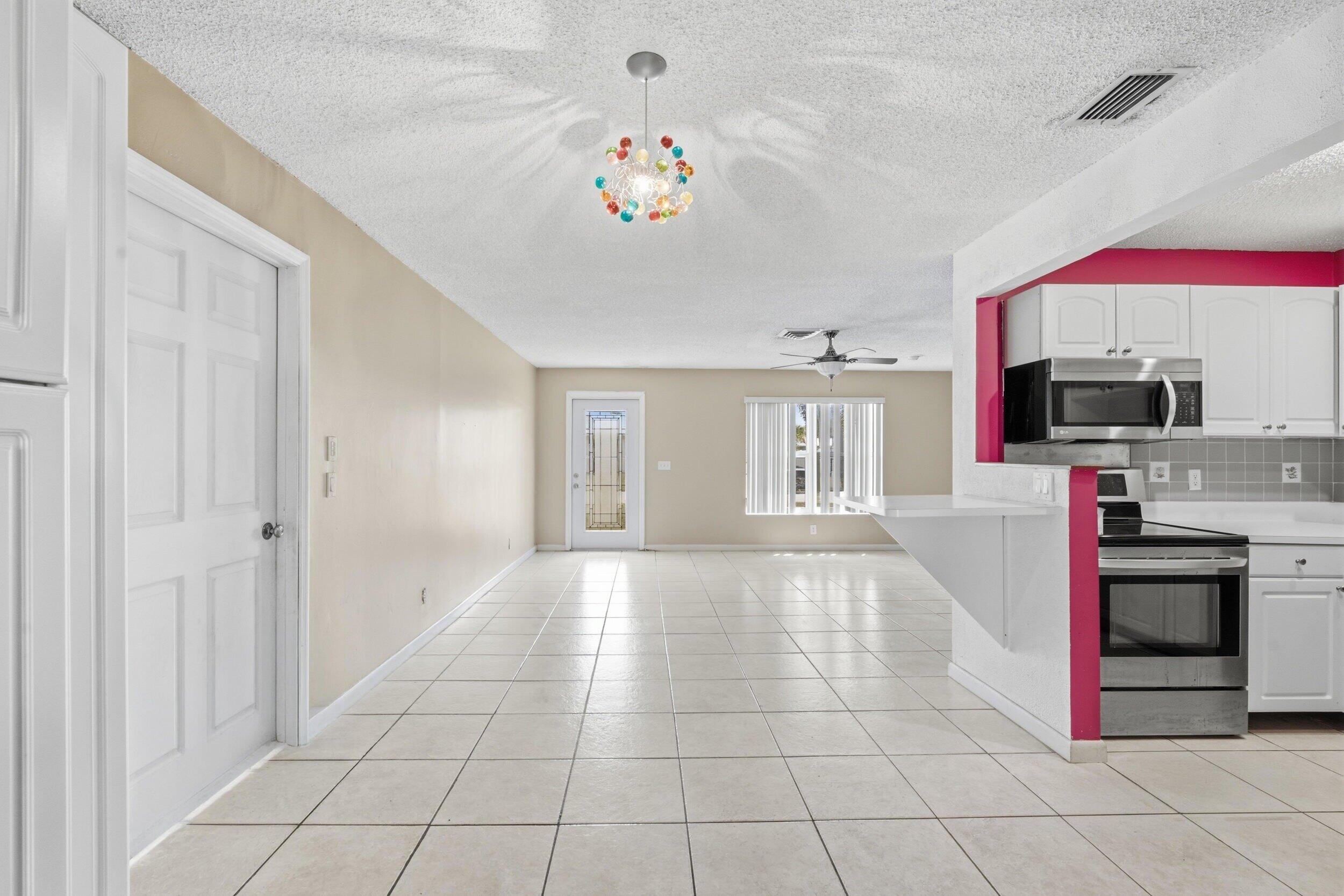 19074 SE FEARNLEY Drive — Photo 5