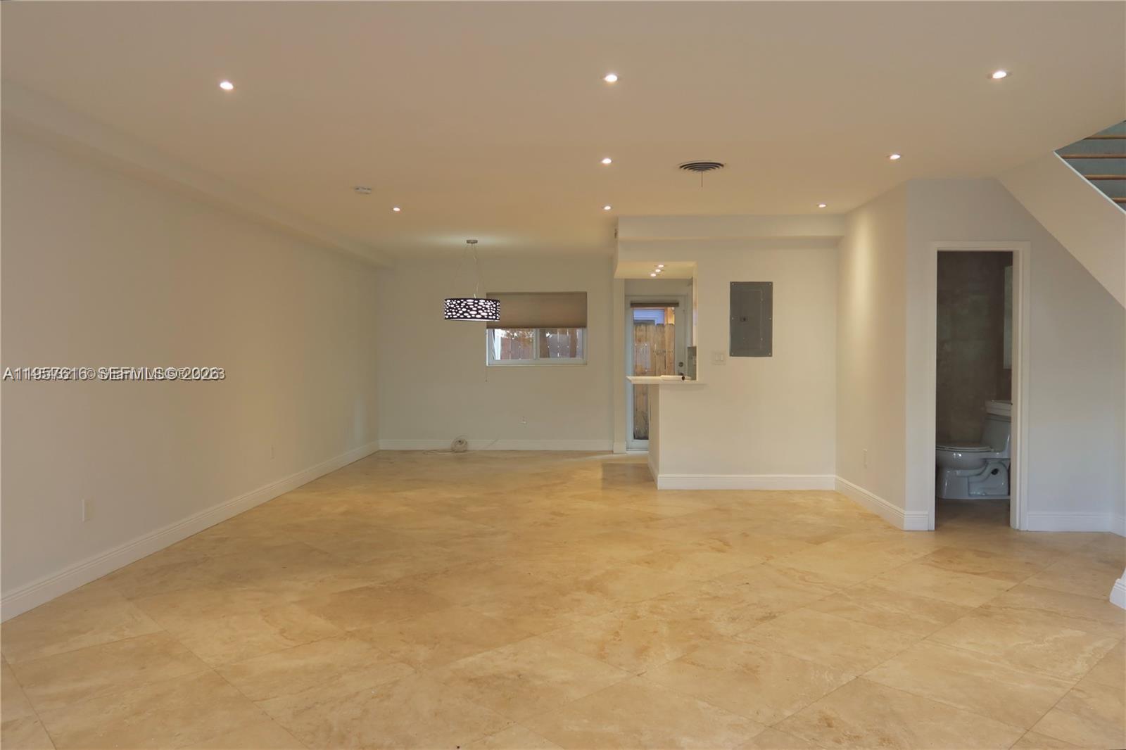 7312 Gary Ave # 7312 — Photo 2