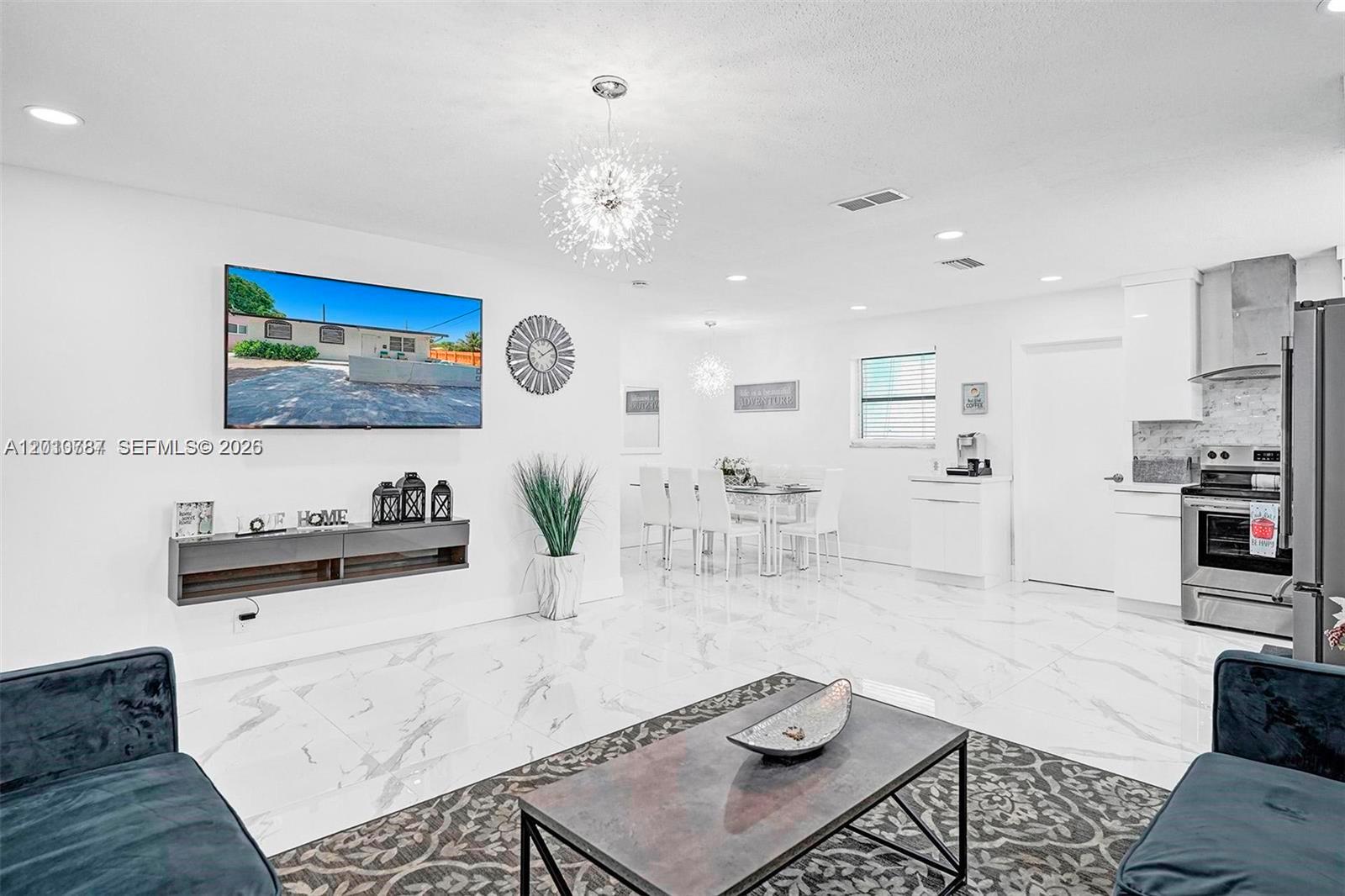 2338 Fillmore St # 2A, Hollywood FL 33020