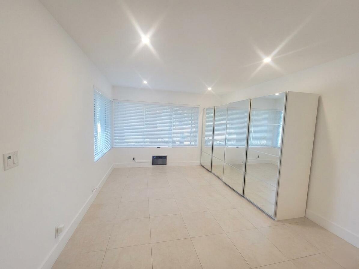 1415 SE 2nd Street # 2 — Photo 2