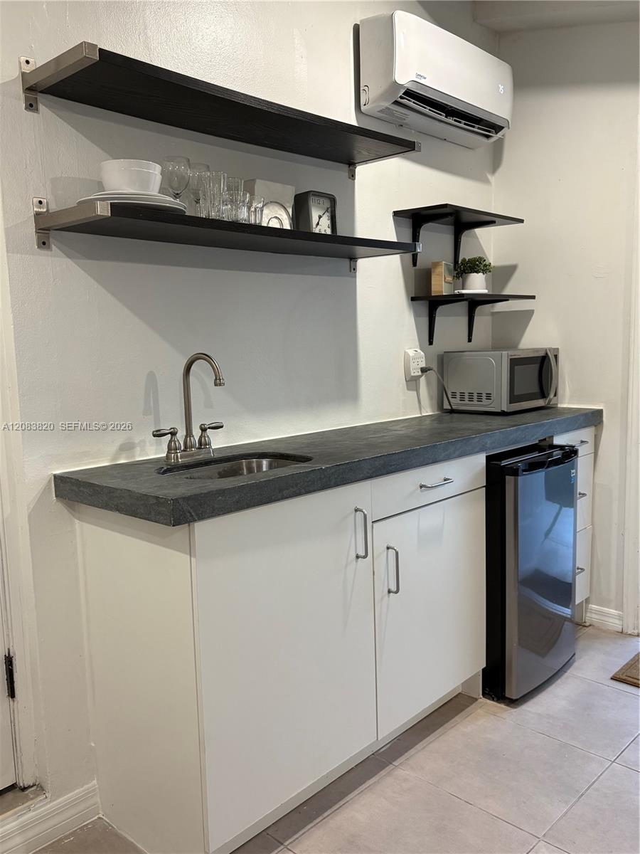 8010 SW 99th Ave — Photo 4