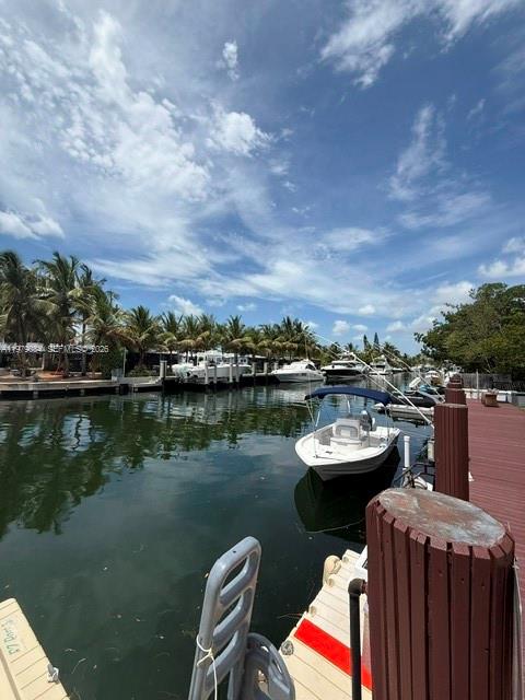 2430 NE 135th St # 102, North Miami FL 33181