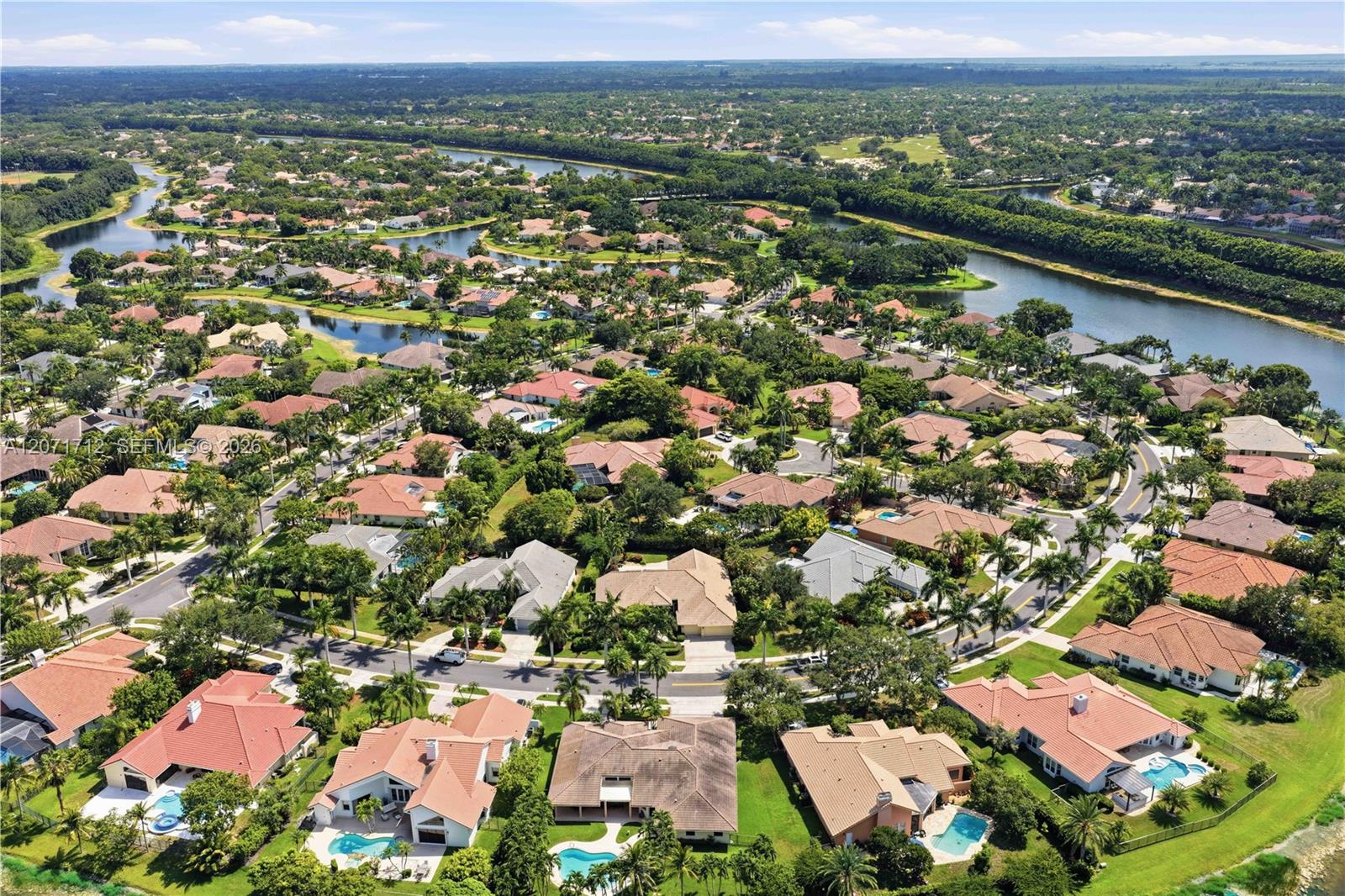 360 NE Coconut Cir, Weston FL 33326