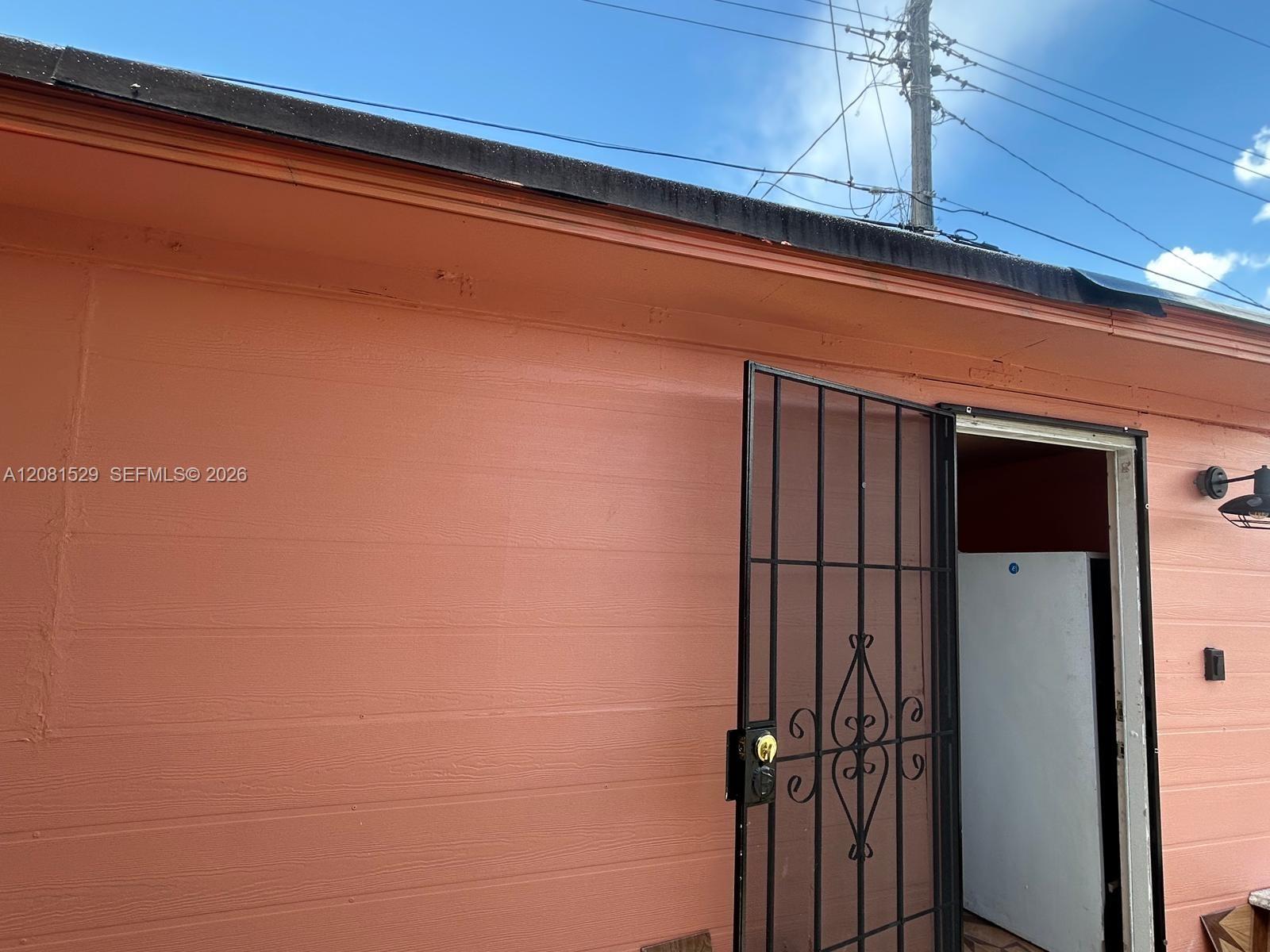 115 NW 193rd St # 2, Miami Gardens FL 33169
