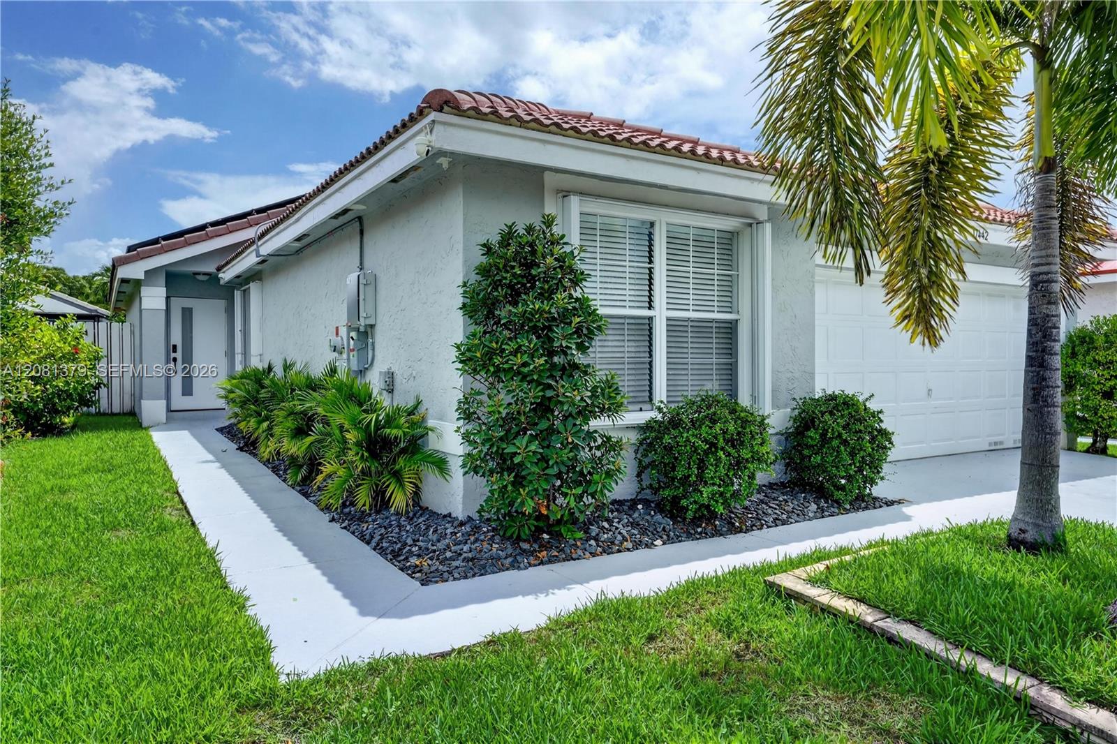 17442 SW 18th St — Photo 4