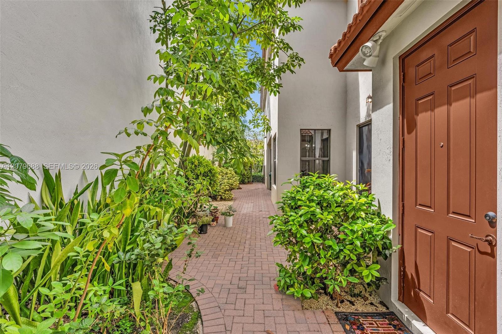 8397 NW 38th St — Photo 5