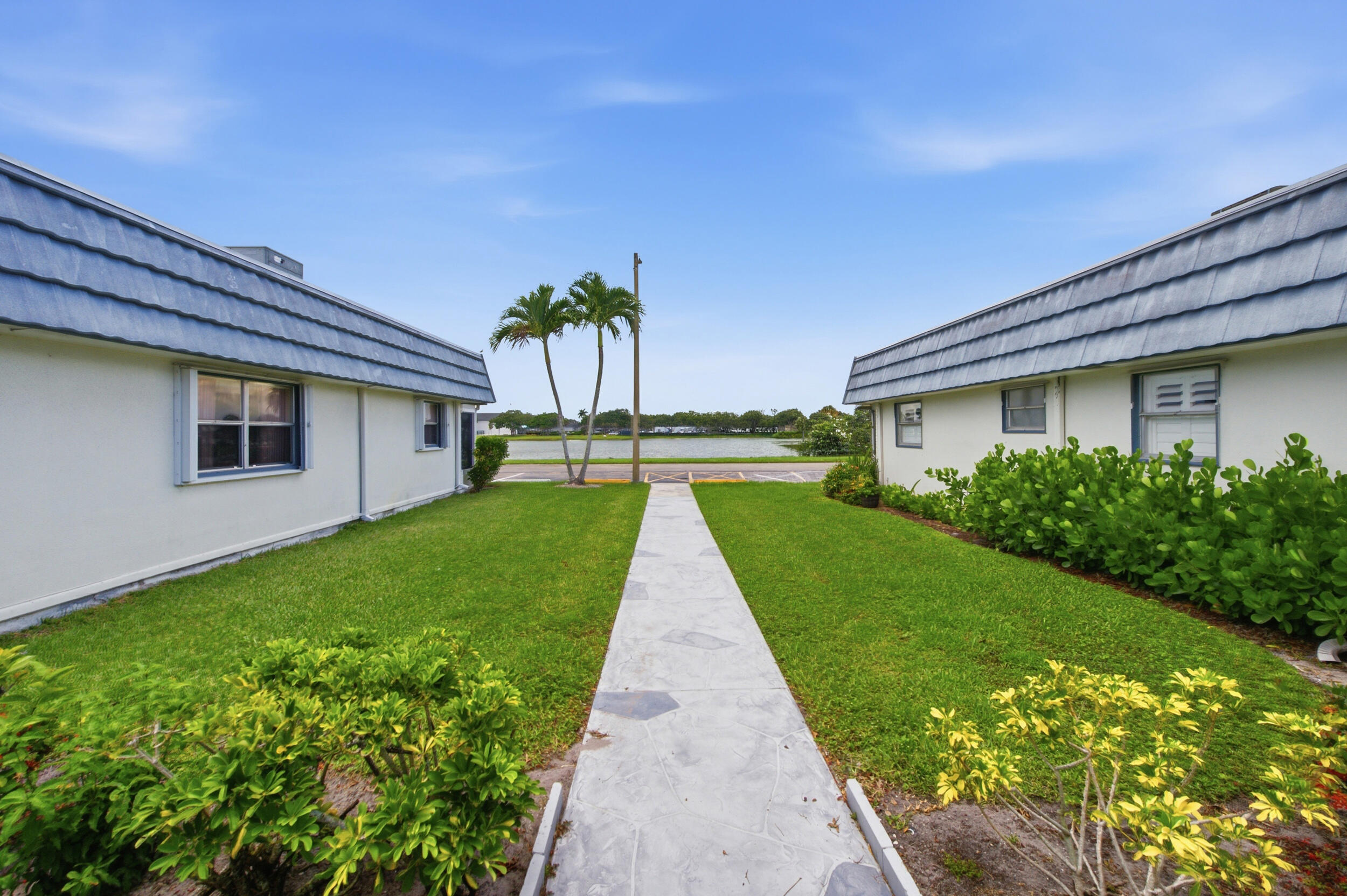 30 Waterford B, Delray Beach FL 33446