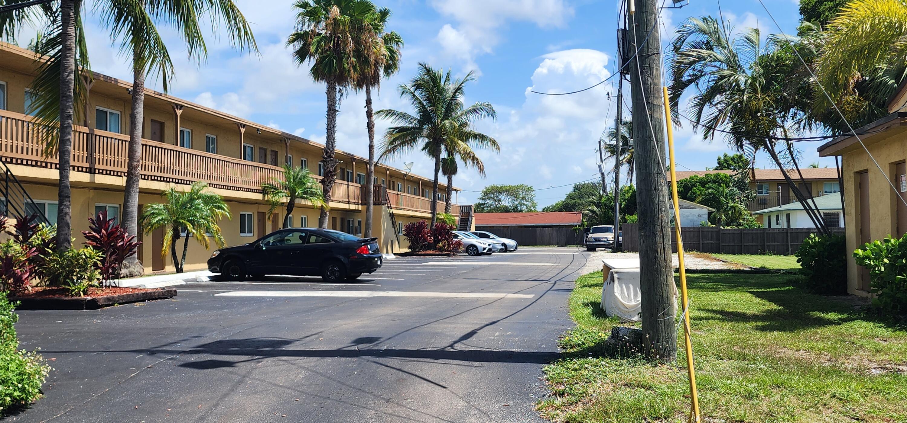 620 NW 7th Avenue # 16, Pompano Beach FL 33060