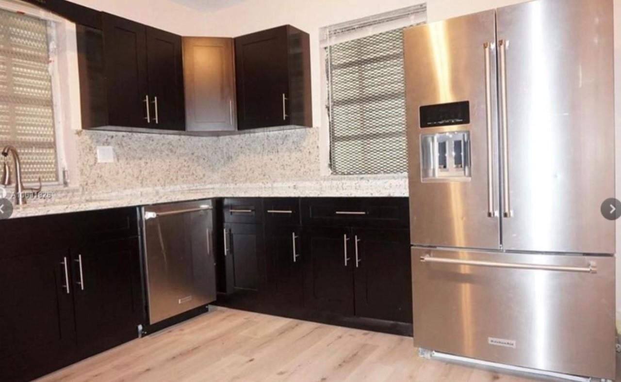 4201 SW 25TH Street — Photo 3