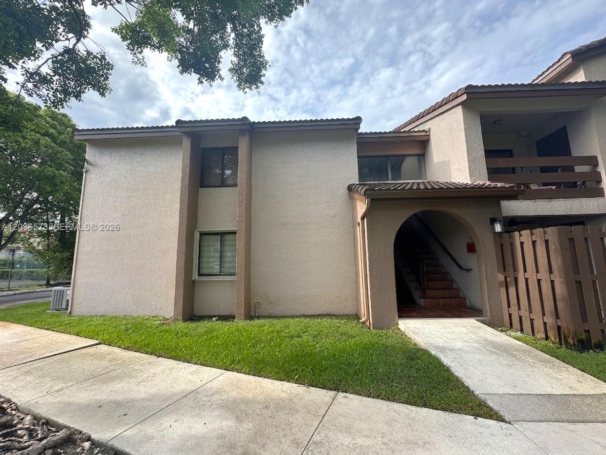 8999 SW 123rd Ct # 212, Miami FL 33186